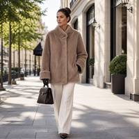 En stock, liquidation : Manteau de luxe en fausse fourrure de vison pour femme, col montant, élégant, veste d'hiver, offre spéciale, vêtement d'extérieur décontracté