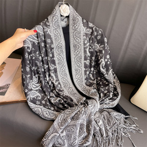 2025 New Luxury Women's Jacquard Tassel Shawl <strong>Scarf</strong> Soft Breathable <strong>Cashmere</strong>-<strong>Like</strong> Polyester All-Match for Autumn Winter - Product Image 4