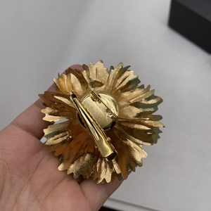Nouveau design métal artisanat cadeau fleur fait à la main artificielle oeillet fleur tête broche pour la fête des mères - Product Image 5