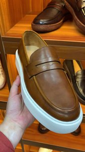 Zapatos de Hombre de Cuero de Caballo OEM, Mocasines Retro de Suela Gruesa, Personalizados, de Cuero Genuino de Alta Gama, Estilo Casual - Product Image 6
