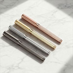 Bolígrafos Metálicos de Alta Gama Dorados y Plateados con Logotipo, Pluma Estilográfica de Lujo con Diámetro de Escritura de 0.5 mm para Regalos Corporativos - Product Image 3