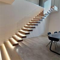 Escalier flottant au design moderne de luxe, avec éclairage LED à détecteur de mouvement, marches en verre sans cadre, marches en bois massif, matériaux en métal, Canada/USA
