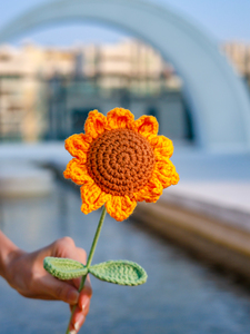 Flor de Girasol Tejida a Mano con Ganchillo, Decoración para el Hogar, Oficina o Auto, Accesorios para Ramos de Flores de Ganchillo - Product Image 6