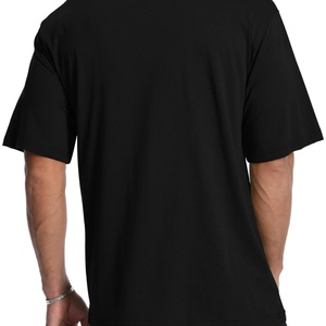 เสื้อยืดกีฬาผู้ชายคุณภาพสูง ผ้าฝ้าย 100% แห้งเร็ว ระบายอากาศดี พิมพ์ลายกราฟิก 3 มิติ แบบกำหนดเอง สำหรับใส่ลำลองช่วงฤดูร้อน ด้วยเทคนิคการพิมพ์แบบซับลิเมชั่น - Product Image 5