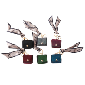 Llavero de Bolso Pequeño con Adornos de Diamantes y Cinta, 2 por Color, Accesorio de Moda - Product Image 1