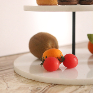 Оптовая продажа с фабрики в Китае, декоративные 2 яруса натуральный белый мрамор подставка для свадебного торта для дома - Product Image 4