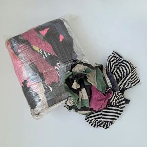 Paños de Limpieza Industriales de Algodón 100% Resistentes para Descontaminación, Paños de Limpieza de Colores - Product Image 1