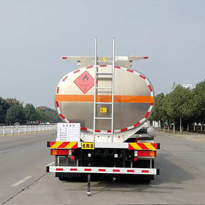 Camión Cisterna de Combustible Manual DONGFENG 20000L Nuevo 6*4 con Motor Diésel Móvil para Almacenamiento de Gasolina - Product Image 6