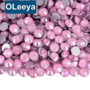 Strass en verre de qualité supérieure, à dos plat, fixation à froid, couleur Mocha, non thermocollants, pour ongles et gobelets, vente en gros usine - Product Image 1