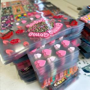 Precio de fábrica barato UV DTF Cup Wraps pegatinas <span class=keywords><strong>para</strong></span> vasos diseño de dibujos animados duradero impermeable PET impresión de transferencia - Product Image 3