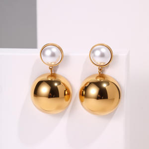 Pendientes colgantes de perlas chapados en oro, elegantes pendientes colgantes redondos grandes para mujer, joyería de moda llamativa - Product Image 2