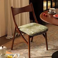 Fauteuil d'appoint vintage en bois massif style français avec oreilles de chat, nouveau modèle 2026, pour usage domestique, avec revêtement en tissu artistique et rembourrage doux, chaise de salle à manger