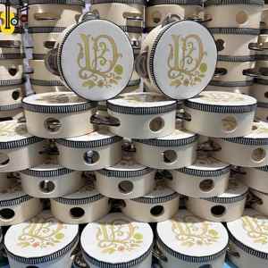 Mini tambourin de 10 cm (4 pouces) personnalisé pour mariage, église, fête, cadeau, tambourin à main, instrument de musique - Product Image 3