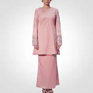 SIPO Eid vente en gros malaisie musulman Perempuan encolure ronde pleine dentelle broderie avec duchesse robe en Satin moderne Baju Kurung