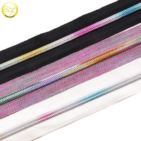 Logo arc-en-ciel personnalisé extracteur de fermeture éclair en alliage de forme mignonne pour accessoire de vêtement