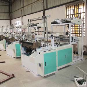 Machine automatique de découpe de rouleaux de plastique pour sacs à poussière en tissu et sacs à poussière suspendus pour costumes - Product Image 5