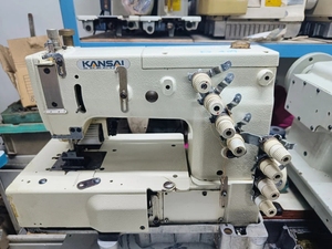 Máquina de Coser de Cadena Doble de 4 Agujas Kansai Special DFB1404P - Product Image 1