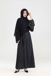 <span class=keywords><strong>Abaya</strong></span> <span class=keywords><strong>Kimono</strong></span> Modeste pour Femmes Musulmanes avec Broderie en Forme de Croissant et Manches Ouvertes, Logo Personnalisé OEM - Product Image 2