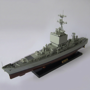 เรือรบจำลองไม้สุดหรู GIA NHIEN USS LONG BEACH BT0032P ของเล่นเป่าลมตกแต่งบ้านสไตล์เวียดนาม - Product Image 1
