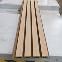 Panneaux muraux en PVC WPC modernes et économiques BingJie, imperméables et ignifuges pour les murs extérieurs, pour les cours et les utilisations commerciales