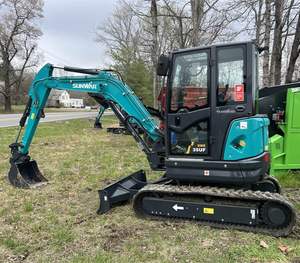 Mini-excavatrice sur chenilles SWE35UF 3 tonnes, modèle 2022, d'occasion en bon état, avec moteur Yanmar et composants de transmission essentiels - À vendre - Product Image 4