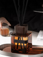 50ml/100ml/150ml couvercle en bois sans feu carré décoration de la maison voiture hôtel roseau bouteille d'aromathérapie