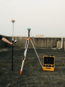 GNSS RTK MR4010 เครื่องรับสัญญาณแบบพกพา G9L L5512 สำหรับเก็บข้อมูล พร้อมวิทยุภายนอก HX-DU8616D มาตรฐาน IP68 อัตราการอัปเดต 20Hz - Product Image 5