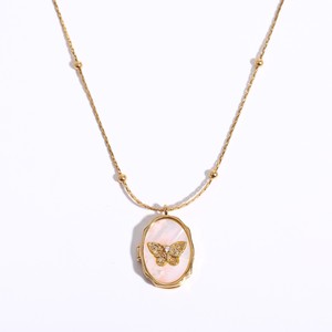 Collier en or plaqué 14 carats avec pendentif médaillon cœur vintage, cadeau de la Saint-Valentin, collier délicat en or pour femmes - Product Image 6