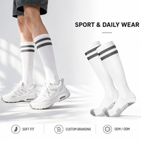 Chaussettes de sport respirantes en maille à logo personnalisé, faible MOQ, avec soutien de la voûte plantaire pour la course, le marathon, la gym, le cyclisme, pour hommes et femmes, directement de l'usine