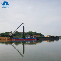 Dragueuse-ponton robuste montée sur excavatrice pour le dragage des voies navigables, l'approfondissement des ports et la protection des rives