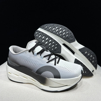 Chaussures de course respirantes de marque de créateur pour hommes, chaussures de sport décontractées et élégantes de style original pour femmes, vente en gros