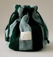 Großhandel Benutzerdefiniertes Logo Damen Kordelzug Kosmetiktasche Frauen Frottee Baumwolle Grün Gestreifte Waschtasche für den Sommer