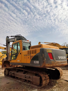 Pelle sur chenilles Volvo EC210blc Moteur original Doosan d'occasion à vendre en Corée VOLVO 210 EC210B EC290 - Product Image 4