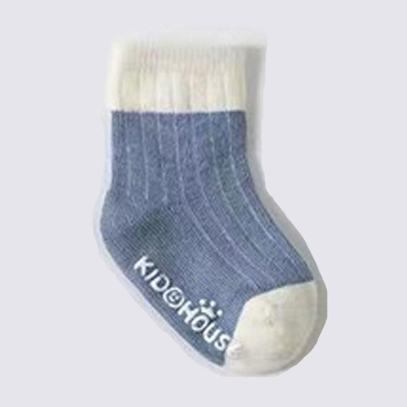 สีน้ำเงิน