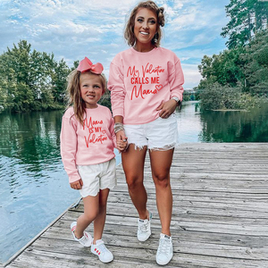 Produttore san valentino felpa abbinata alla <span class=keywords><strong>madre</strong></span> e alla <span class=keywords><strong>figlia</strong></span> per famiglia vestito abbinato Logo stampato personalizzato di alta qualità - Product Image 5