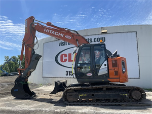 Excavatrice sur chenilles d'occasion haute performance de 13 tonnes, Hitachi ZX135, excavatrice d'occasion HitachiZX135 à vendre - Product Image 6