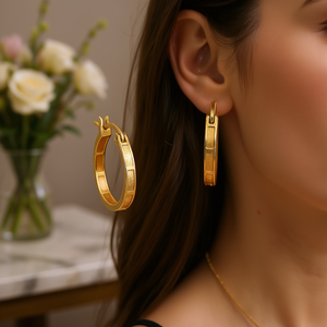 E3557 Orecchini a Cerchio in Oro Massiccio 18K, Design Classico Unisex per Uso Quotidiano, Colore Verde - Product Image 2