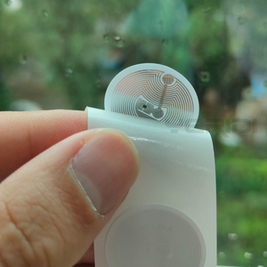 Nhãn Trống Có Thể Lập Trình <span class=keywords><strong>NFC</strong></span> 213/215/216 Nhãn Dán Giấy Tráng Có Thể In 13.26Mhz Thẻ RFID Để Nhận Diện Xã Hội - Product Image 4