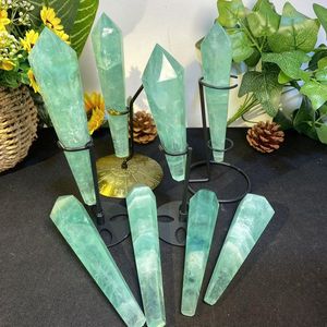 En gros, Pierre de guérison en fluorite verte naturelle polie, en forme de sphère, tour ou baguette, pour le thème de l'amour et l'artisanat de Noël - Product Image 4