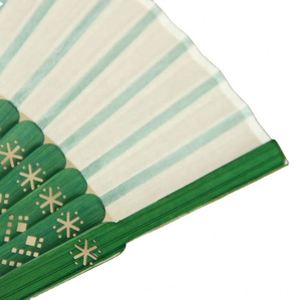 Abanico Plegable de Bambú Tallado en Color Natural con Diseño de Arte Popular para Regalo de Boda o Cumpleaños - Product Image 4
