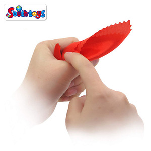 Jouets pour enfants, <span class=keywords><strong>tour</strong></span> <span class=keywords><strong>de</strong></span> <span class=keywords><strong>magie</strong></span> à la main en soie, invisible, bon marché, 2019 - Product Image 2