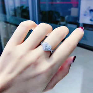 Anello romantico a forma di cuore per donna, elegante regalo di compleanno, gioiello da dito - Product Image 2