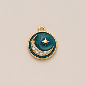 Spot bricolage chaîne vivante de base croix soleil et lune pendentif collier four cuivre plaqué or 18 carats préservation de la couleur - Product Image 6