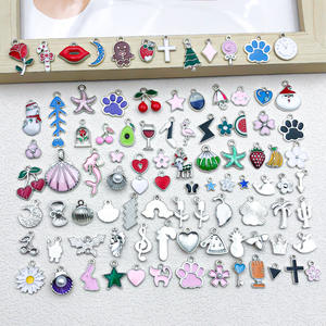 DIY Schmuckzubehör Weißer K-Tropfenöl-Legierungsanhänger mit fünfzackiger Sternkrone für gemischte Armbänder und Halsketten - Product Image 3