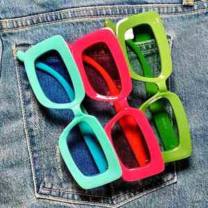 2025 di lusso piccolo quadrato rettangolo PC occhiali da sole trasparenti UV400 protezione rosso/<span class=keywords><strong>blu</strong></span>/rosa <span class=keywords><strong>nuova</strong></span> moda Vintage Logo Design - Product Image 2