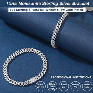 สร้อยข้อมือแบบ Cuban Link  ทองคำขาว 6 มม. เงินแท้ 925 ประดับเพชรโมอิสซาไนต์ VVS  เครื่องประดับโมอิสซาไนต์แบบ Iced Out สำหรับผู้ชายและผู้หญิง - Product Image 4