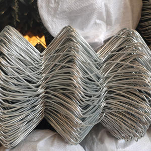 Valla de eslabones de cadena para exteriores, rollo de esgrima para jardín, malla de acero galvanizado de PVC verde y negro, valla de malla de alambre de ciclón de 1,5mm a 4,0mm de espesor - Product Image 4