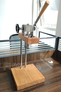 Operación manual Snack japonés Mont Blanc Máquina para hacer helados Gelato Fideos Forma de espagueti Herramienta de prensa de helado - Product Image 5