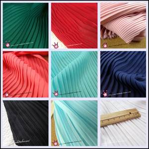 Плиссированная шифоновая ткань для платья - Product Image 2