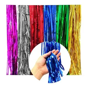 10 Tende a Pioggia Metalliche Assortite per Decorazione Sfondo Festa - Product Image 3